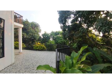 Venta de finca de 4754 M2 en 589 mill en La Mesa Cund.