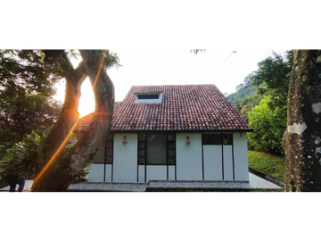 Venta de finca de 4754 M2 en 589 mill en La Mesa Cund.