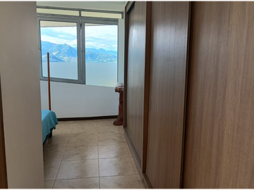 Venta de casa campestre de 2500 m2 en La Mesa Cund.