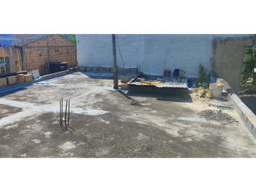 Casa de un piso con placa en San Joaquin, en 110 millones en La Mesa