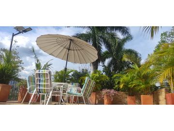 Casaquinta con piscina, 6500 M2 en 1399 mill en La Mesa CUND