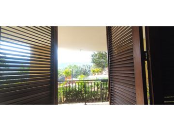Casaquinta con piscina, 6500 M2 en 1399 mill en La Mesa CUND