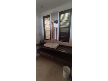 Casaquinta con piscina, 6500 M2 en 1399 mill en La Mesa CUND
