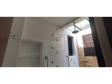Casaquinta con piscina, 6500 M2 en 1399 mill en La Mesa CUND