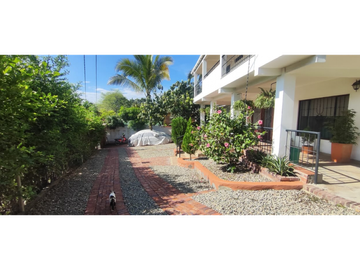Casa campestre de 697 M2 en 1200 mill en San Joaquin, Ins de La Mesa