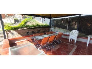 Casa campestre de 697 M2 en 1200 mill en San Joaquin, Ins de La Mesa