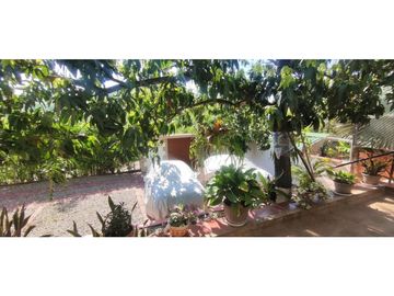Casa campestre de 697 M2 en 1200 mill en San Joaquin, Ins de La Mesa