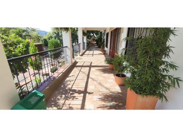 Casa campestre de 697 M2 en 1200 mill en San Joaquin, Ins de La Mesa