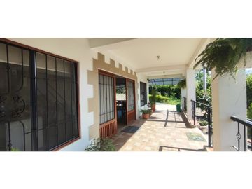 Casa campestre de 697 M2 en 1200 mill en San Joaquin, Ins de La Mesa
