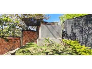 Casa campestre de 697 M2 en 1200 mill en San Joaquin, Ins de La Mesa