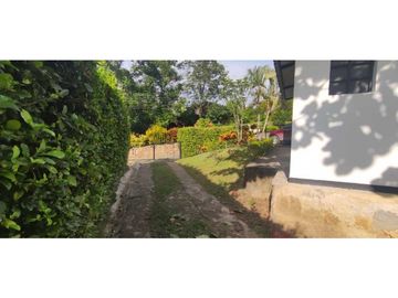 En venta casa campestre de 780 M2, San Joaquín, La Mesa Cund, 480 mill