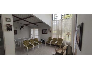 En venta casa campestre de 780 M2, San Joaquín, La Mesa Cund, 480 mill