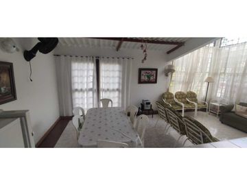 En venta casa campestre de 780 M2, San Joaquín, La Mesa Cund, 480 mill