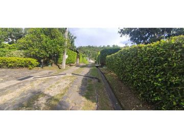 En venta casa campestre de 780 M2, San Joaquín, La Mesa Cund, 480 mill