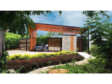 Se vende casa campestre de 144 M2 en 720 mill en La Mesa Cund.