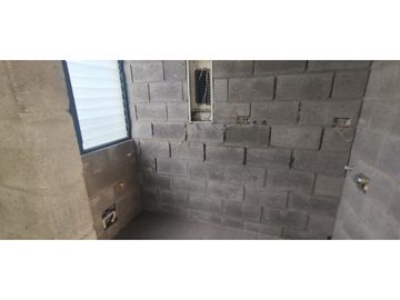 Se vende casa campestre de 144 M2 en 720 mill en La Mesa Cund.