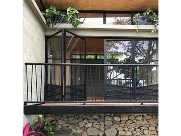 Se vende casa campestre de 144 M2 en 720 mill en La Mesa Cund.