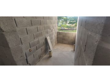 Se vende casa campestre de 144 M2 en 720 mill en La Mesa Cund.