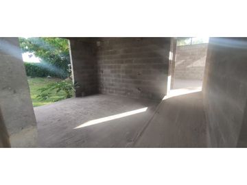 Se vende casa campestre de 144 M2 en 720 mill en La Mesa Cund.
