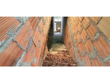 OPORTUNIDAD casa de 140 M2 aprox en 159 mill, San joaquin La Mesa