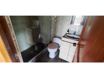 Venta de casa campestre de 2300 M2 en 1300 mill en San Joaquín La Mesa