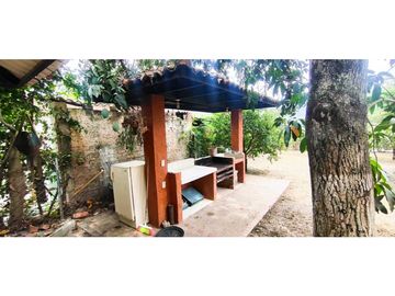 Venta de casa campestre de 2300 M2 en 1300 mill en San Joaquín La Mesa