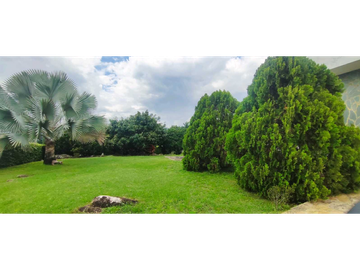 Casa campestre en Condominio de 1704 M2 con piscina en La Mesa cund