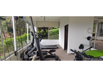Casa campestre urbana de 800 M2 en 749 mill en La Mesa Cund