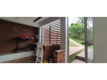 Casa campestre urbana de 800 M2 en 749 mill en La Mesa Cund
