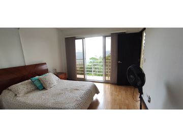 Casa campestre urbana de 800 M2 en 749 mill en La Mesa Cund