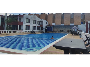 Venta de apartamento duplex de 130 M2 en 380 mill en La Mesa Cund, COL