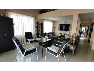 Venta de apartamento duplex de 130 M2 en 380 mill en La Mesa Cund, COL