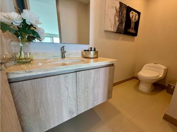SE VENDE APARTAMENTO EN CASTILLOGRANDE ICON 8