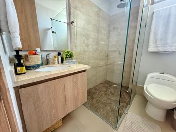 SE VENDE APARTAMENTO EN CASTILLOGRANDE ICON 8