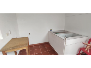 Venta de casa urbana de 162 M2 en 425 mill neg en La Mesa Cund