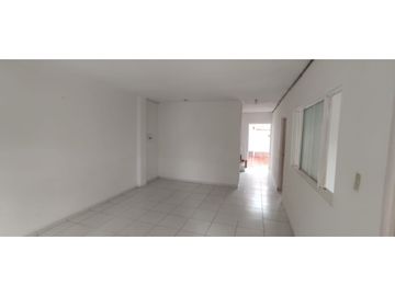 Venta de casa urbana de 162 M2 en 425 mill neg en La Mesa Cund