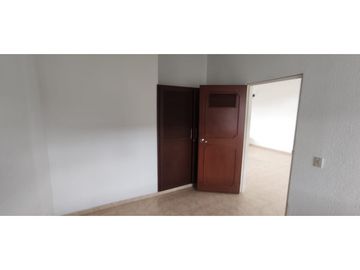 Venta de casa urbana de 162 M2 en 425 mill neg en La Mesa Cund