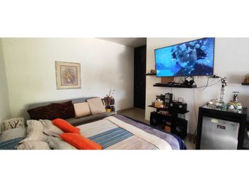 Casa para proyecto hotelero de 972 M2 en 1400 mill en Anapoima Cund