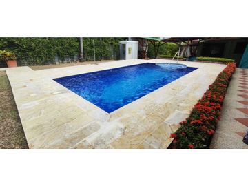 Casa para proyecto hotelero de 972 M2 en 1400 mill en Anapoima Cund