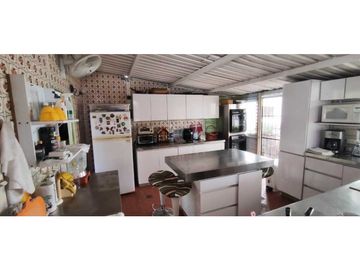 Casa para proyecto hotelero de 972 M2 en 1400 mill en Anapoima Cund