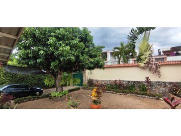 Casa para proyecto hotelero de 972 M2 en 1400 mill en Anapoima Cund