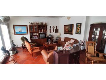 Casa para proyecto hotelero de 972 M2 en 1400 mill en Anapoima Cund