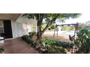 Casa para proyecto hotelero de 972 M2 en 1400 mill en Anapoima Cund