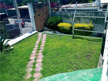 RENTA DE CASA EN CONDOMINIO CON SEGURIDAD EN LAS PALMAS CUERNAVACA
