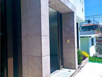 RENTA DE CASA EN CONDOMINIO CON SEGURIDAD EN LAS PALMAS CUERNAVACA