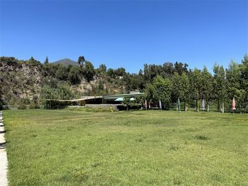 Casa en Venta en San Juan de Pirque
