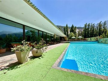 Casa en Venta en San Juan de Pirque