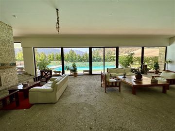 Casa en Venta en San Juan de Pirque