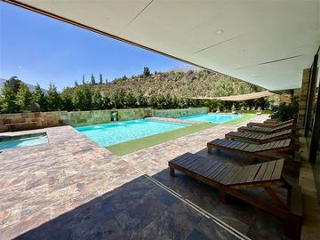 Casa en Venta en San Juan de Pirque
