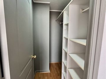 Departamento en Venta en Parque Los Reyes